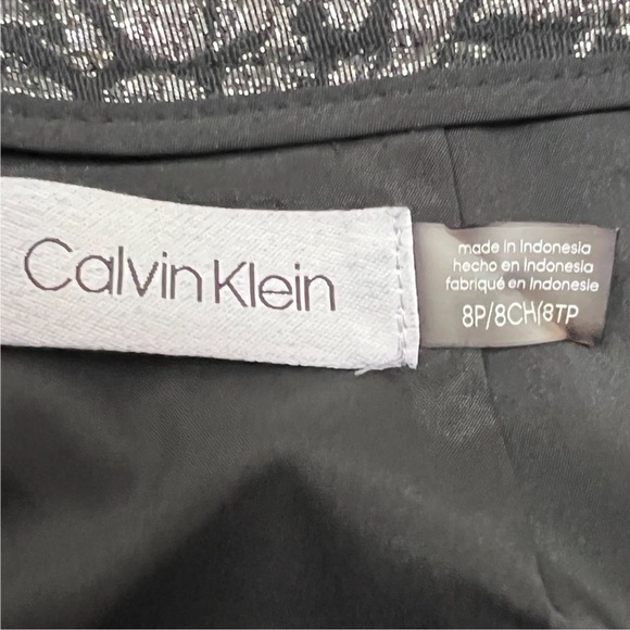 Calvin Klein Black and Silver Metallic Floral Pencil Skirt Size 8P - Picture 5 of 7